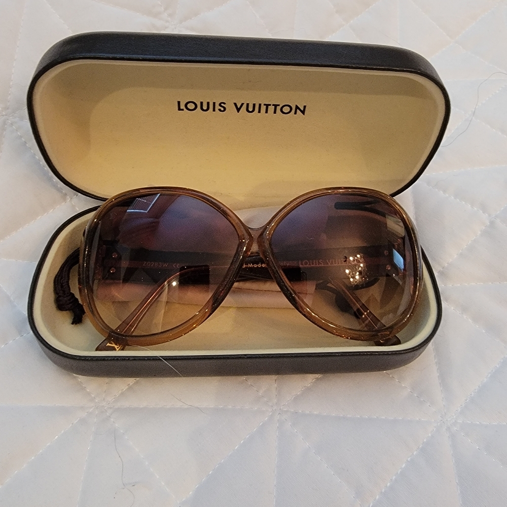 Lunette Oversize soupcon Louis Vuitton - Picture 1 of 2